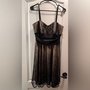 Womens Green/Black Dress Barn dress - size 8